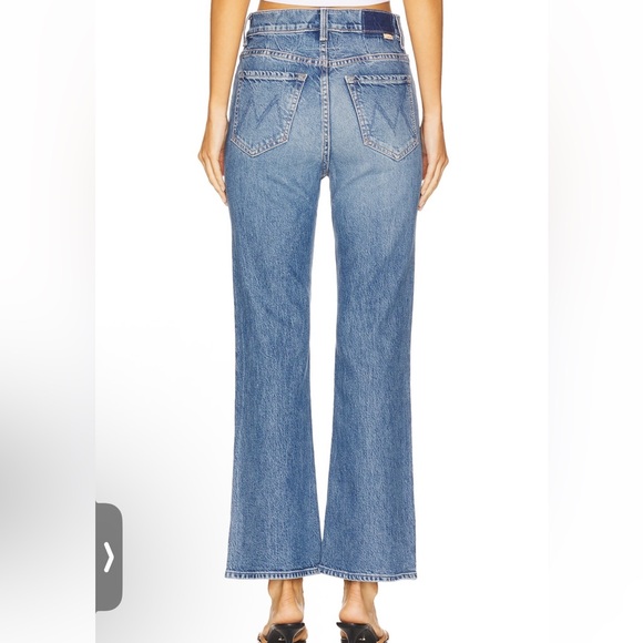 The Scooter Ankle Jeans in I'm A Winner
MOTHER - Picture 2 of 6